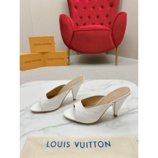 Louis Vuitton Slippers